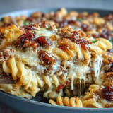 Crispy bacon and gooey cheese in a delicious BBQ Bacon Cheeseburger Pasta Bake.